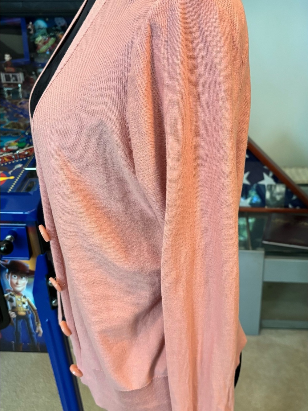 J. Crew V-Neck Front Button Peach Cardigan Size Medium - Picture 5 of 9